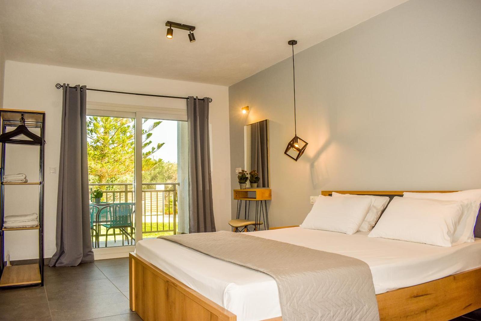 Ktima Holiday House Skiathos Town Ngoại thất bức ảnh